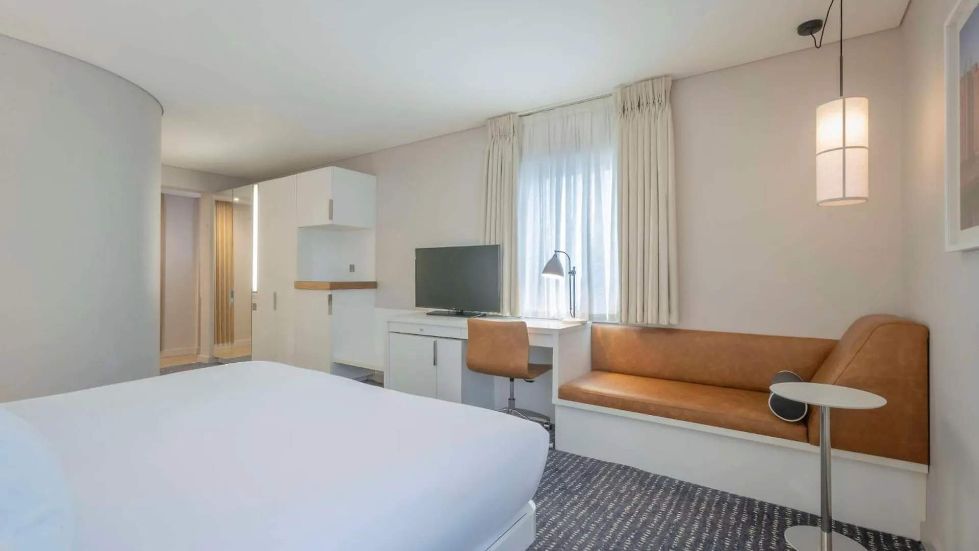 The Morrison Dublin, Curio Collection By Hilton Hotel