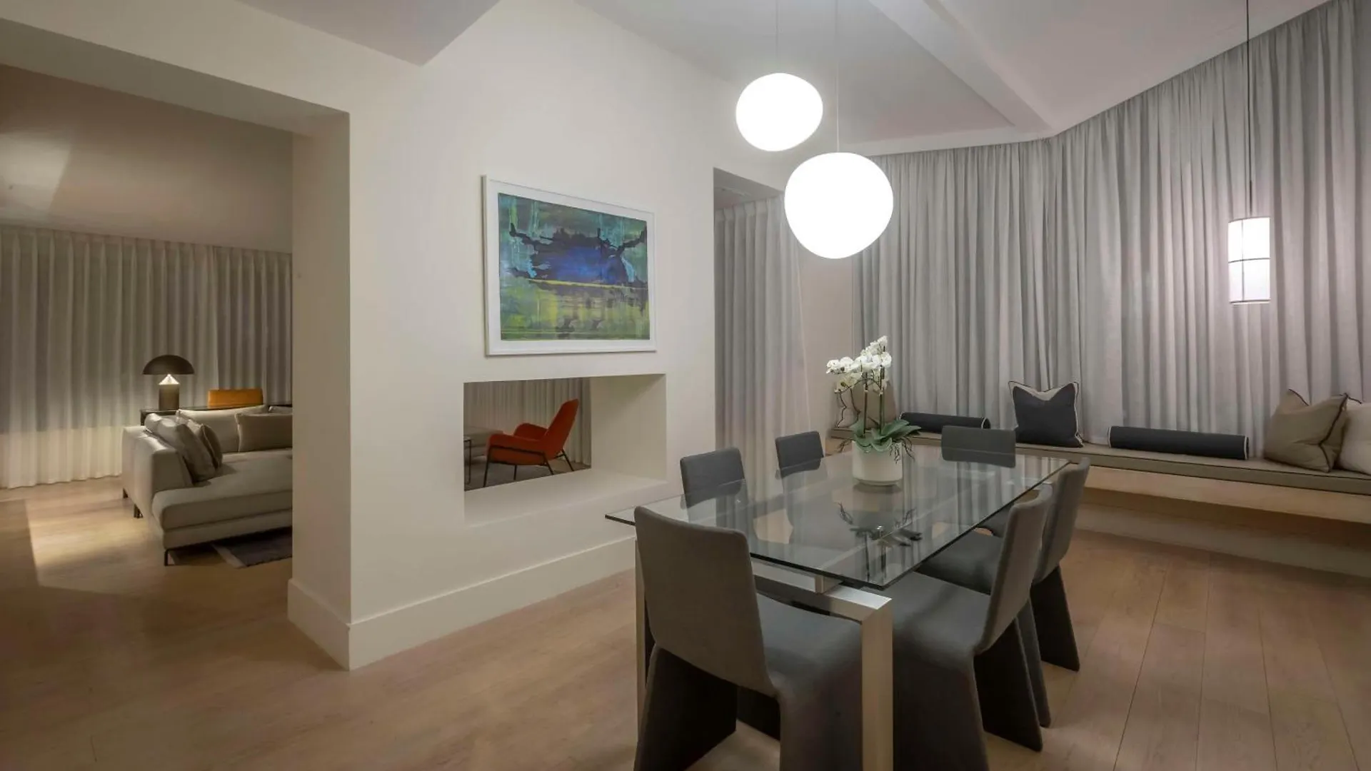 The Morrison Dublin, Curio Collection By Hilton Hotel