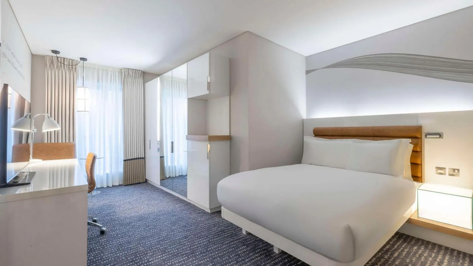 The Morrison Dublin, Curio Collection By Hilton Hotel 5*, Dublin