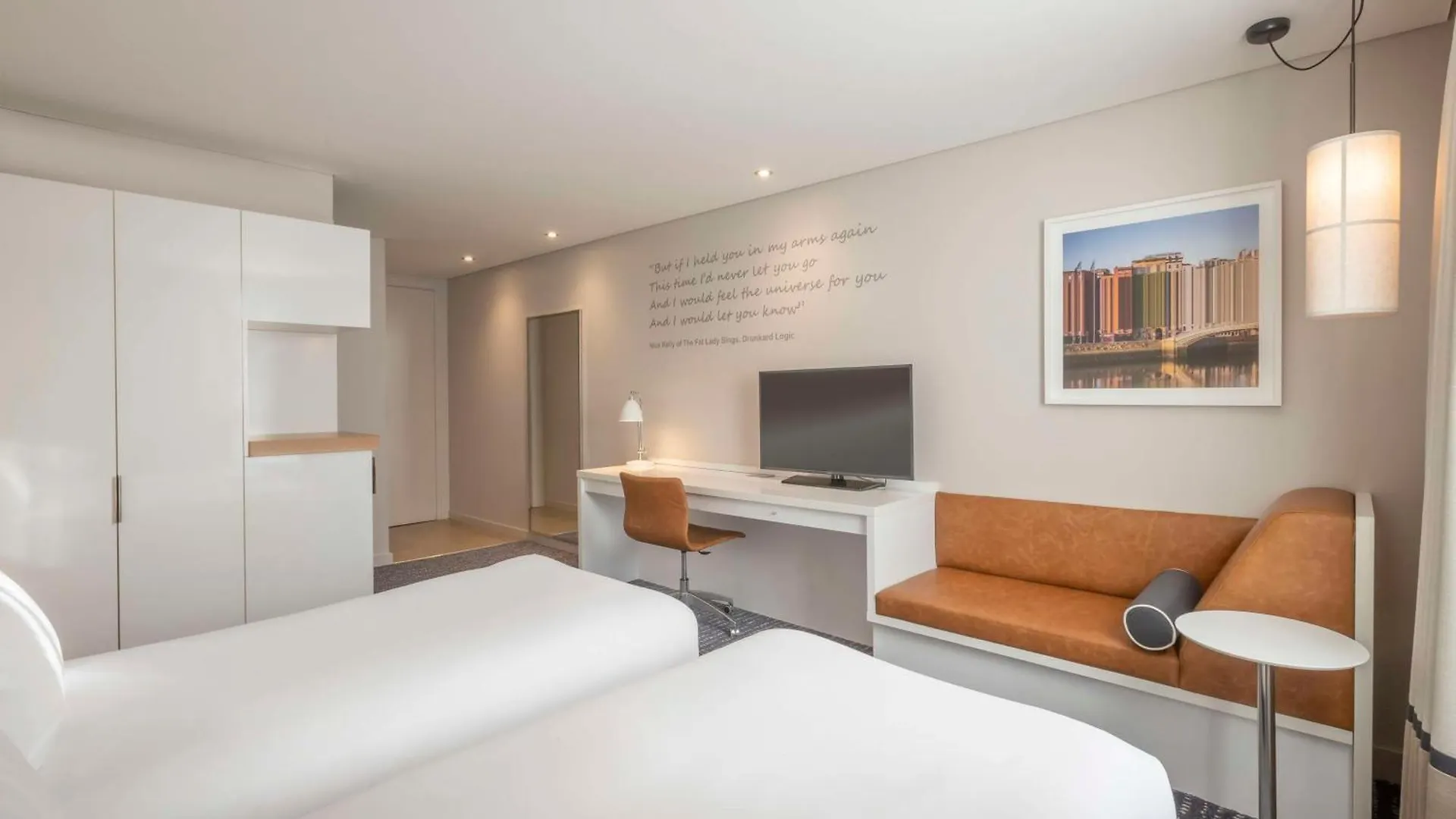 The Morrison Dublin, Curio Collection By Hilton Hotel