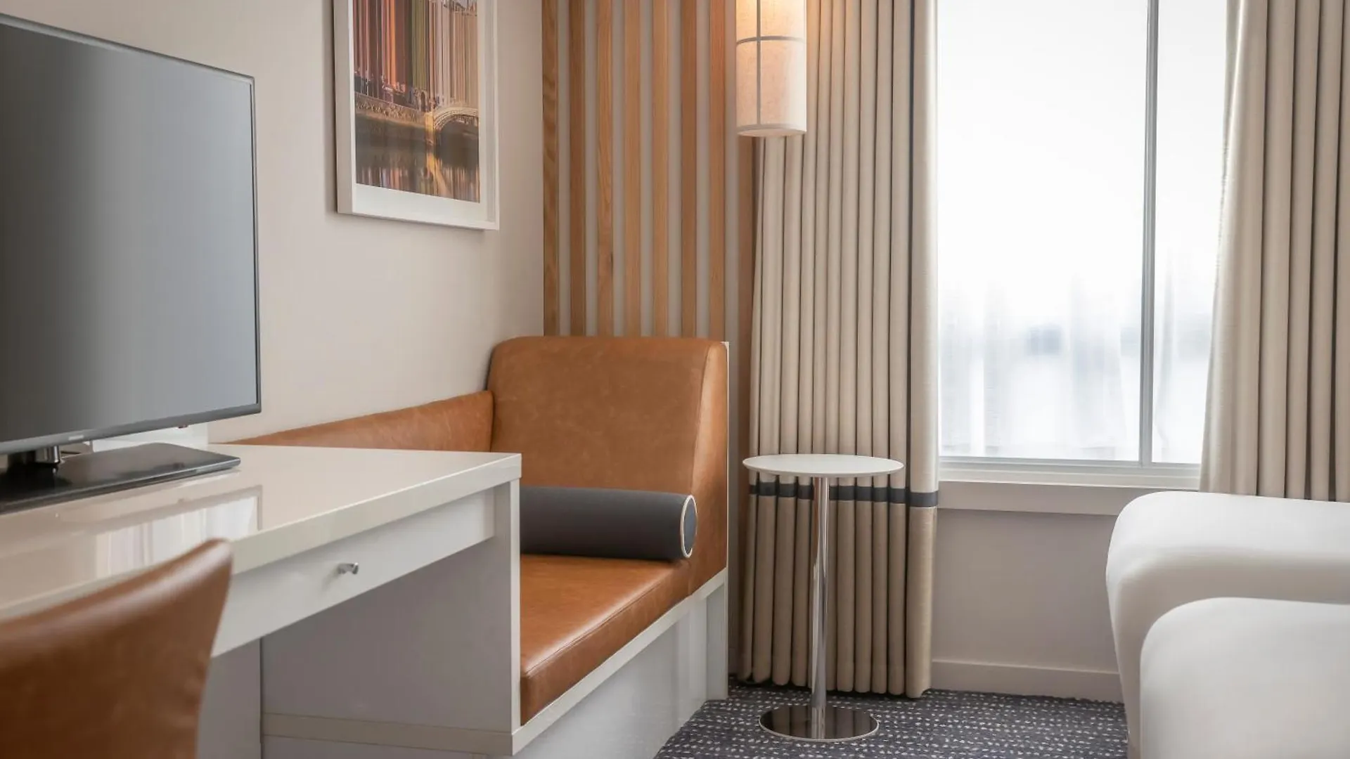 The Morrison Dublin, Curio Collection By Hilton Hotel